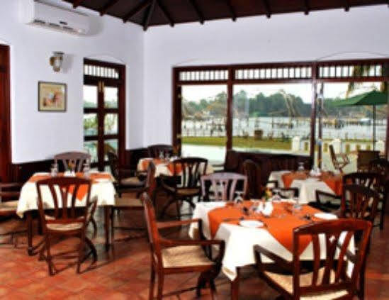 Heritage Methanam Kochi Nhà hàng bức ảnh